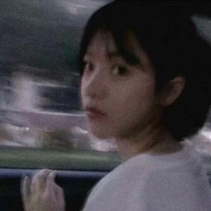 动漫男人玩弄美女的奶头
